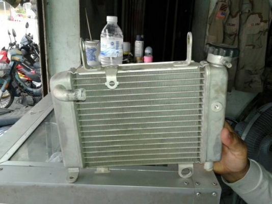 หม้อน้ำ CBR ตัวแรกใหม่