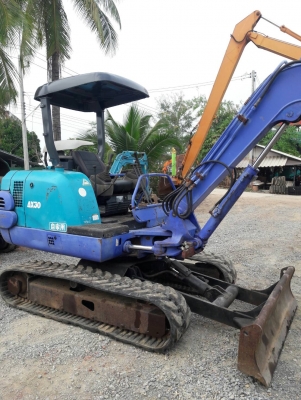 ขายจ้า..AIRMAN  AX30  เก่านอกแท้  เดิมๆๆ  มีลายแย๊ก  เครื่อง ISUZU  ปั๊มนิ้ว  4,XXX  ชั่วโมง  โทร 089-3818694  ดวงนภา