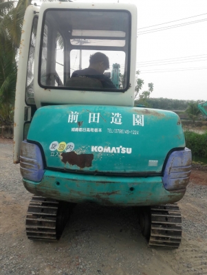 มาใหม่จ้า..KOMATSU PC30-7  เก่านอกแท้  เดิมๆๆ  มีลายแย๊ก...3,XXX  ชั่วโมง  เครื่องปั๊มดี  พร้อมใช้  โทร 089-3818694  ดวงนภา