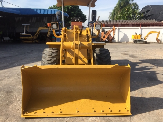 รถตักล้อยาง Komatsu WA70-1 มือสอง นำเข้าจากญี่ปุ่น พร้อมใช้งาน