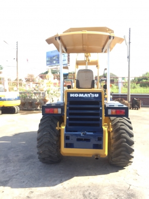 รถตักล้อยาง Komatsu WA70-1 มือสอง นำเข้าจากญี่ปุ่น พร้อมใช้งาน