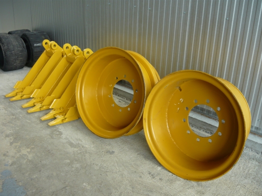 ยางตันล้อหน้ารถปูยาง , ยางตันใหม่ 7 ล้อ 9 ล้อ, กะทะล้อรถเกรด 14.00-24, 17.5-25