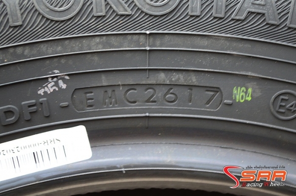 YOKOHAMA ADVAN dB decibel V551 215/60R16 เส้นละ 3,900 บาท YOKOHAMA ADVAN dB decibel V551 215/60R16 เส้นละ 3,900 บาท