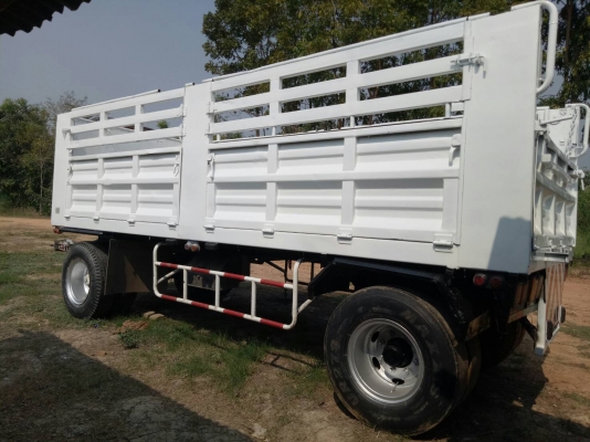 ขายลูกพ่วง???????? สองเพลาไม่ดั้มพ์ ปี 46 สภาพสวย พร้อมใช้งาน สนใจสอบถามได้ค่ะ☎ 089-7020483,083-9628875