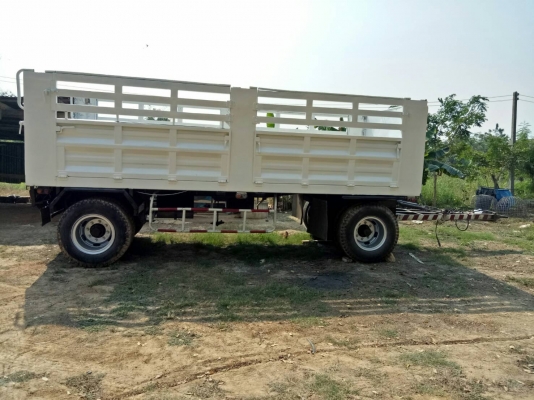 ขายลูกพ่วง???????? สองเพลาไม่ดั้มพ์ ปี 46 สภาพสวย พร้อมใช้งาน สนใจสอบถามได้ค่ะ☎ 089-7020483,083-9628875