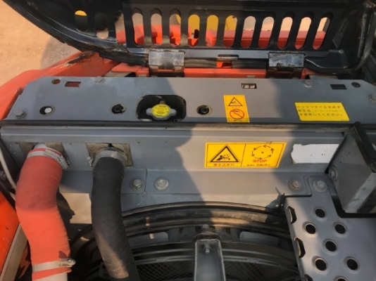 ขายรถแบคโฮ HITACHI ZX135US-3 ปี 2009 รถนอกนำเข้าเองจากญี่ปุ่น สภาพสวยพร้อมใช้ มีVDOการทำงานครับ