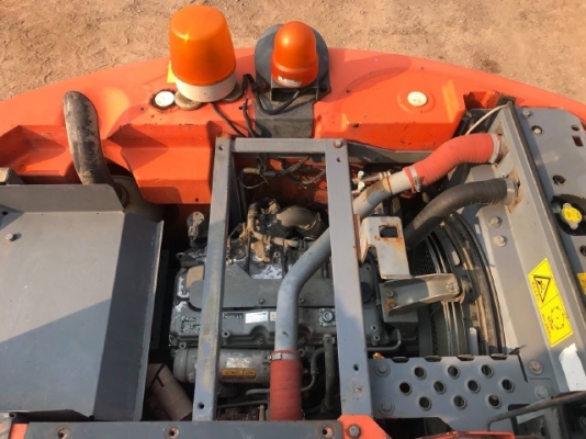 ขายรถแบคโฮ HITACHI ZX135US-3 ปี 2009 รถนอกนำเข้าเองจากญี่ปุ่น สภาพสวยพร้อมใช้ มีVDOการทำงานครับ