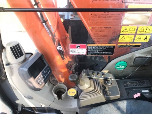 ขายรถแบคโฮ HITACHI ZX135US-3 ปี 2009 รถนอกนำเข้าเองจากญี่ปุ่น สภาพสวยพร้อมใช้ มีVDOการทำงานครับ