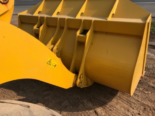 ขายรถตักล้อยาง TCM L20-3 ปี 2006 รถนอกนำเข้าเองจากญี่ปุ่น สภาพสวยพร้อมใช้งาน มีVDOการทำงานครับ ขายรถตักล้อยาง TCM L20-3 ปี 2006 รถนอกนำเข้าเองจากญี่ปุ่น สภาพสวยพร้อมใช้งาน มีVDOการทำงานครับ