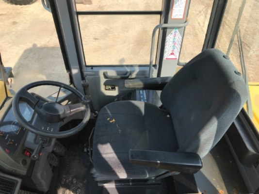 ขายรถตักล้อยาง TCM L20-3 ปี 2006 รถนอกนำเข้าเองจากญี่ปุ่น สภาพสวยพร้อมใช้งาน มีVDOการทำงานครับ ขายรถตักล้อยาง TCM L20-3 ปี 2006 รถนอกนำเข้าเองจากญี่ปุ่น สภาพสวยพร้อมใช้งาน มีVDOการทำงานครับ