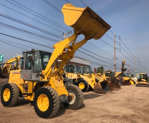 ขายรถตักล้อยาง TCM L20-3 ปี 2006 รถนอกนำเข้าเองจากญี่ปุ่น สภาพสวยพร้อมใช้งาน มีVDOการทำงานครับ ขายรถตักล้อยาง TCM L20-3 ปี 2006 รถนอกนำเข้าเองจากญี่ปุ่น สภาพสวยพร้อมใช้งาน มีVDOการทำงานครับ