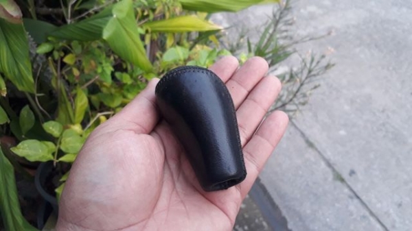 หัวเกียร์หนัง Manual Toyota 5เกียร์ ขนาดเกลียว 12มิล หัวเกียร์หนัง Manual Toyota 5เกียร์ ขนาดเกลียว 12มิล