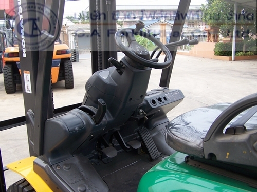 ขาย รถโฟล์คลิฟท์ KOMATSU รุ่น FG25T-16