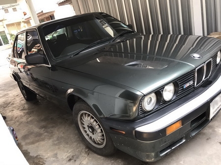 BMW E30 เครื่องM10 เกียร์MTขับปกติ ตอนนี้ตูดกุญแจเสีย แยกอะไหล่ทุกชิ้น