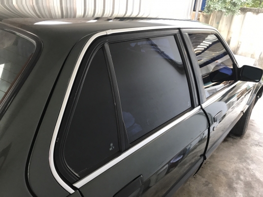 BMW E30 เครื่องM10 เกียร์MTขับปกติ ตอนนี้ตูดกุญแจเสีย แยกอะไหล่ทุกชิ้น