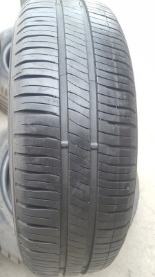 ขายล้อNISSAN Marchขอบ15 ยางปี15  4 ล้อ