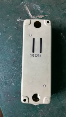 400 บ.ส่งถึงบ้านฟรีโทร 083-2000058 LINE ID: line832923 ชุดปุ่มกดบังคับทิศทาง กลับทางหมุนของมอเตอร์ แบบ3ปุ่ม กดใช้กับมอเตอร์ได้ถึงขนาด 5แรงม้า 400 บ.ส่งถึงบ้านฟรีโทร 083-2000058 LINE ID: line832923 ชุดปุ่มกดบังคับทิศทาง กลับทางหมุนของมอเตอร์ แบบ3ปุ่ม กดใช้กับมอเตอร์ได้ถึงขนาด 5แรงม้า