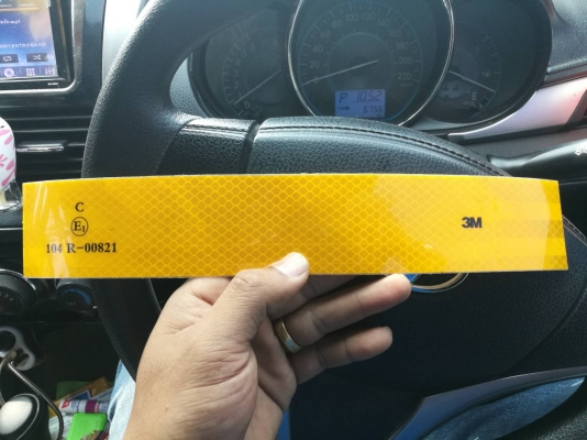 สติ๊กเกอร์สะทอนแสง3M R 104