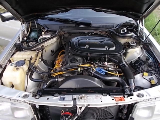 1994 BENZ 190 E 1.8 รถไม่เคยติดก๊าซ ไมล์220000กม.รถหน้า-หลังเดิม ตัวถังบางเดิมทั้งคัน ภายในสะอาด มาดูไม่ผิดหวังแน่นอน