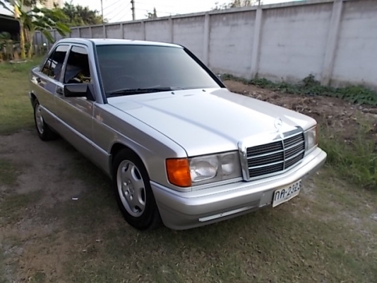 1994 BENZ 190 E 1.8 รถไม่เคยติดก๊าซ ไมล์220000กม.รถหน้า-หลังเดิม ตัวถังบางเดิมทั้งคัน ภายในสะอาด มาดูไม่ผิดหวังแน่นอน