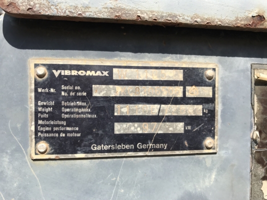 ขาย 995,000 รถบด 11 ตัน VIBROMAX W1105 ทำงาน 4,446 ชม (ป้ายแดง จาก อริยะ) เครื่องดี เกียร์แรง ระบบสั