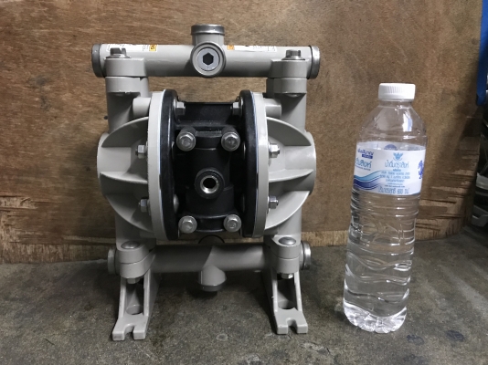 ขายปั้มไดอะแฟรม โครงสร้างพลาสติก ARO made in USA. สภาพสวยมาก ดูดแรง พร้อมใช้งาน