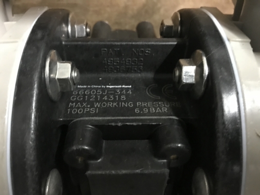 ขายปั้มไดอะแฟรม โครงสร้างพลาสติก ARO made in USA. สภาพสวยมาก ดูดแรง พร้อมใช้งาน