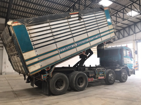 ขายรถ 12 ล้อ 2 เพลา HINO PROFIT คัสทรี GN2PPD ปี.52    ราคา.1,200,000 ต่อรอง เครื่อง P11C-TR (330 แรง คอมมอลเร็ว ) 7 เกียร์ มีระบบลำโพงลากลูก ยางต้องเปลี่ยน กระบะมิเนียมคอกเกษตรดั้ม อู่.ซุ้นชัย ยาว 6.40 ม.สูง.2.10 ม. น้ำหนัก 12,000 กก. ช่วงล้าง ZM-10 น๊อด