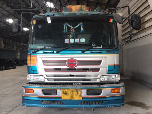 ขายรถ 12 ล้อ 2 เพลา HINO PROFIT คัสทรี GN2PPD ปี.52    ราคา.1,200,000 ต่อรอง เครื่อง P11C-TR (330 แรง คอมมอลเร็ว ) 7 เกียร์ มีระบบลำโพงลากลูก ยางต้องเปลี่ยน กระบะมิเนียมคอกเกษตรดั้ม อู่.ซุ้นชัย ยาว 6.40 ม.สูง.2.10 ม. น้ำหนัก 12,000 กก. ช่วงล้าง ZM-10 น๊อด