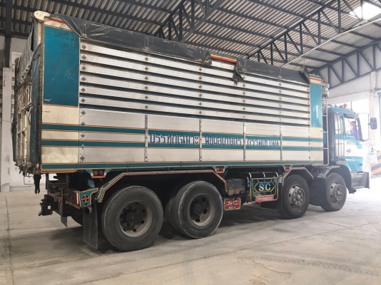 ขายรถ 12 ล้อ 2 เพลา HINO PROFIT คัสทรี GN2PPD ปี.52    ราคา.1,200,000 ต่อรอง เครื่อง P11C-TR (330 แรง คอมมอลเร็ว ) 7 เกียร์ มีระบบลำโพงลากลูก ยางต้องเปลี่ยน กระบะมิเนียมคอกเกษตรดั้ม อู่.ซุ้นชัย ยาว 6.40 ม.สูง.2.10 ม. น้ำหนัก 12,000 กก. ช่วงล้าง ZM-10 น๊อด