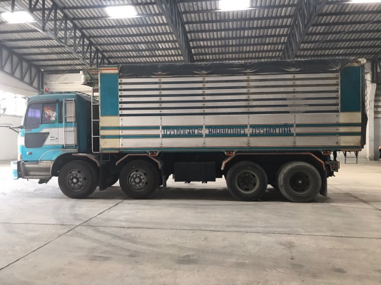 ขายรถ 12 ล้อ 2 เพลา HINO PROFIT คัสทรี GN2PPD ปี.52    ราคา.1,200,000 ต่อรอง เครื่อง P11C-TR (330 แรง คอมมอลเร็ว ) 7 เกียร์ มีระบบลำโพงลากลูก ยางต้องเปลี่ยน กระบะมิเนียมคอกเกษตรดั้ม อู่.ซุ้นชัย ยาว 6.40 ม.สูง.2.10 ม. น้ำหนัก 12,000 กก. ช่วงล้าง ZM-10 น๊อด