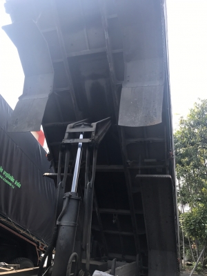 ขายรถ 12 ล้อ 2 เพลา HINO PROFIT คัสทรี FN1VYB ปี.50 ราคา.1,250,000 ต่อรอง เครื่อง P11C (320 แรง ) 7 เกียร์ มีระบบลำโพงลากลูก ยางสะภาพ 80-90\% กระบะมิเนียมคอกเกษตรดั้ม อู่.ซุ้นชัย ยาว 6.40 ม.สูง.2.10 ม. น้ำหนัก 12,800 กก. ช่วงล้าง ZM-10 น๊อด หัวสวยทั้งภายนอ