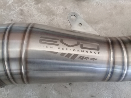 ท่อ EVO ทรงตัวหนอน ใส่ new vespa