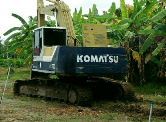 ขาย!! >>> Komatsu Pc200 รุ่น 5 พร้อมใช้งาน เอกสารอินวอย <<< เบอร์ติดต่อ 098-7155789 086-4631102