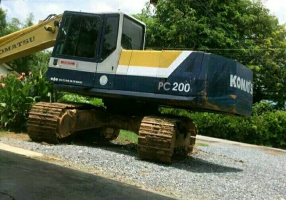 ขาย!! >>> Komatsu Pc200 รุ่น 5 พร้อมใช้งาน เอกสารอินวอย <<< เบอร์ติดต่อ 098-7155789 086-4631102