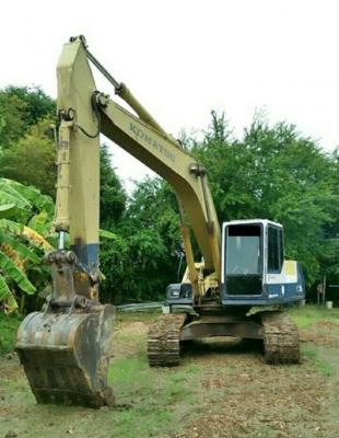 ขาย!! >>> Komatsu Pc200 รุ่น 5 พร้อมใช้งาน เอกสารอินวอย <<< เบอร์ติดต่อ 098-7155789 086-4631102