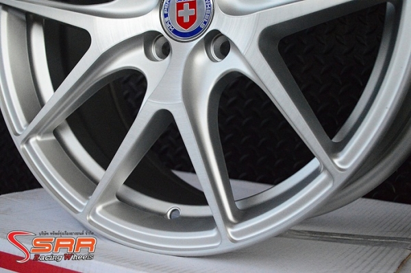ล้อแม็กซ์ HRE P101 ขอบ17 สเปกเก๋ง 4H100 วงละ 4,000 บาท