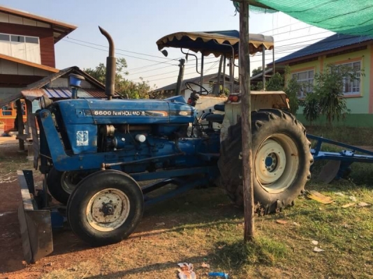 ขาย 250,000 รถไถ FORD 6600 T5 เครื่องดี เกียร์แรง ผานไม่ตก อุปกรณ์ ใบมีดดัน ผาน 3 เอกสารเล่มทะเบียน รถอยู่ อุดรฯ 090-772-3710 090-772-3708