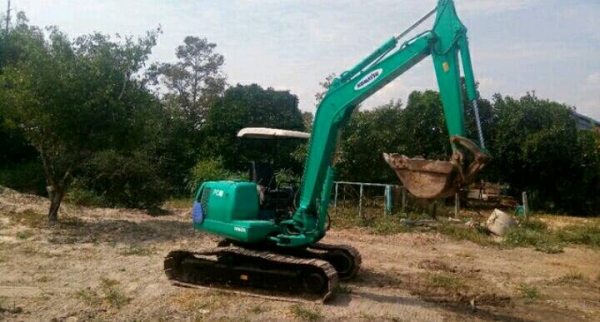 ขาย!! >>> Komatsu Pc40 รุ่น 7 เอกสารอินวอย รถพร้อมใช้งาน <<< เบอร์ติดต่อ 098-7155789 086-4631102