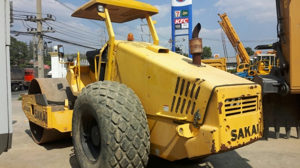 รถบด SAKAI SV 520 D รถเก่าญี่ปุ่นราคา 1,800,000 รถ กทม รถบด SAKAI SV 520 D รถเก่าญี่ปุ่นราคา 1,800,000 รถ กทม