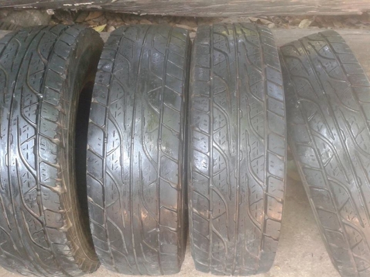 ยางขาลุยดันล็อป 30x9.5ขอบ15 ปี13 มีปะ1เส้น ไม่บวม โทร 0981818174