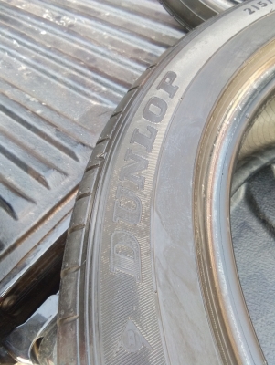 Dunlop 215/55R17 ปี 14