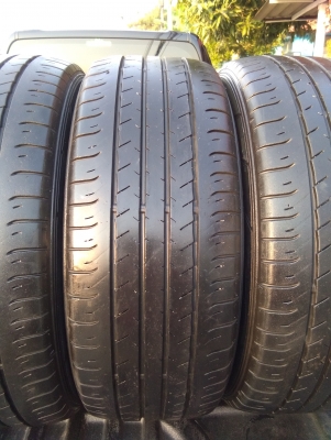 Dunlop 215/55R17 ปี 14