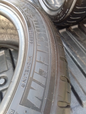 Michelin 245/40R18 ปี 15