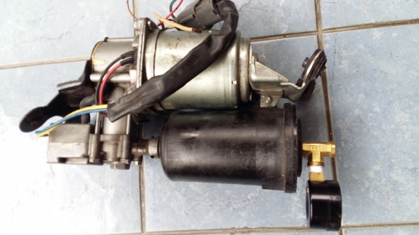 ปั๊มลม 12v