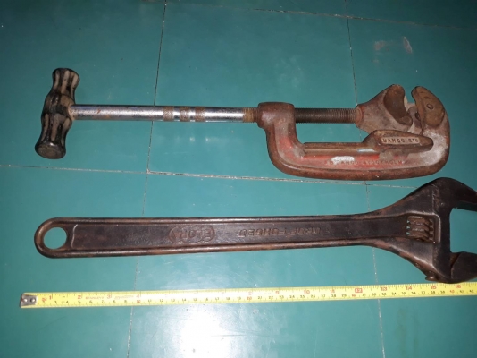 ขายประแจเลื่อนGEDORE 18" ; EROLA 18" MADE IN GERMANY. งานเก่ามือสองสภาพดี ขายประแจเลื่อนGEDORE 18" ; EROLA 18" MADE IN GERMANY. งานเก่ามือสองสภาพดี