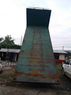 ขายกะบะพื้นเรียบพร้อมชุดดั้ม. ยาว 6.5ม. ราคาไม่แพง ศุภากร 081-1903107, 089-5367218.