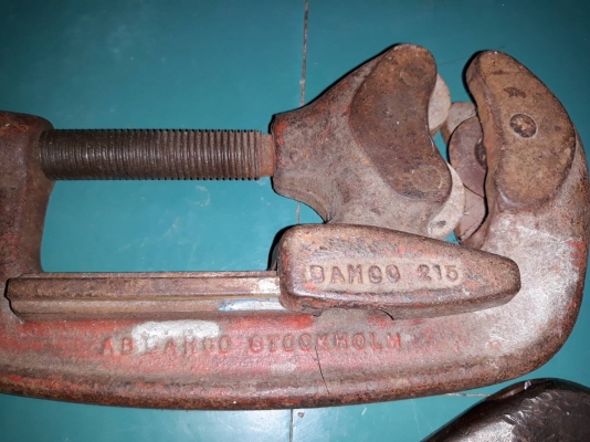 ขายคัดเตอร์ตัดท่อBAHCO MADE IN SWEDEN.มือสองสภาพสวย