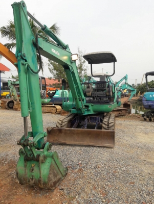 มาใหม่จ้า. KOMATSU PC30-7E  เก่านอกแท้  สภาพสวยมากๆๆ  2,XXX  ชั่วโมง..เดิมๆๆ  โทร 089-3818694  ดวงนภา
