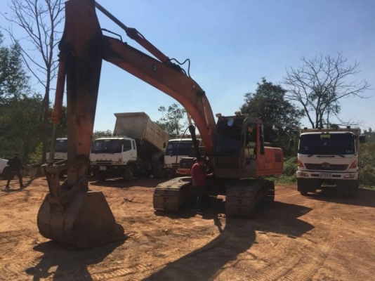 ขาย 890,000 HITACHI zx 200-1 เครื่องดี ไฟฟ้าครบ ปั้มแรง เอวแน่น ช่วล่างดี เล่มทะเบียน มี 2 คัน รถอยู ขาย 890,000 HITACHI zx 200-1 เครื่องดี ไฟฟ้าครบ ปั้มแรง เอวแน่น ช่วล่างดี เล่มทะเบียน มี 2 คัน รถอยู